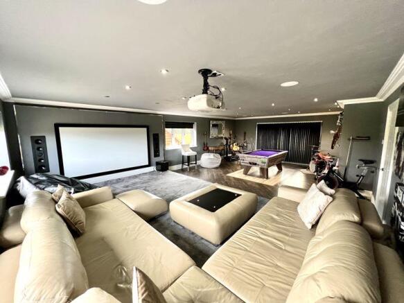Cinema/Games/Music Room