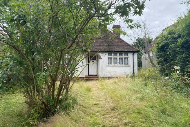 103 Milestone Avenue, Charvil, Reading, Berks, RG10 9TN