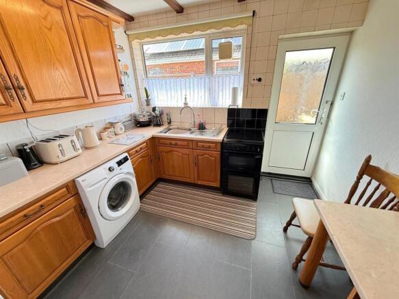 Kitchen/Breakfast Room