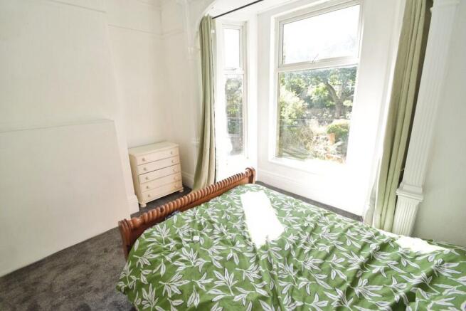 2 bed Apartment for sale Image 7