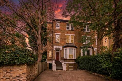 Grange Park, Ealing, London, W5