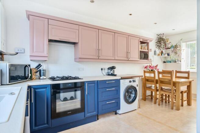 Kitchen/Dining Room (3)