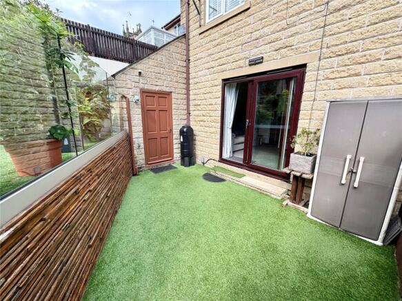3 bed Semi-Detached for sale Image 12