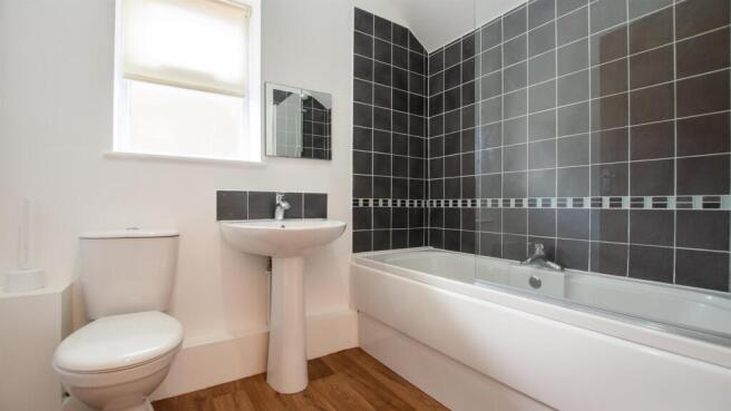 1 bed Mews to rent Image 6