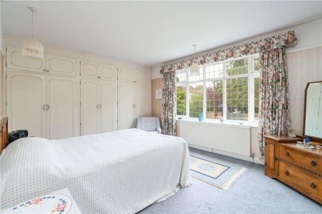 4 bed Semi-Detached for sale Image 12