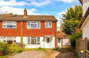 Field Villa, Liddington New Road, Guildford GU3 3AH