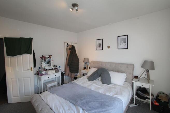 3 bed Terraced to rent Image 7