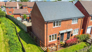 16, Gator Court, Weston-super-mare BS24 7GR