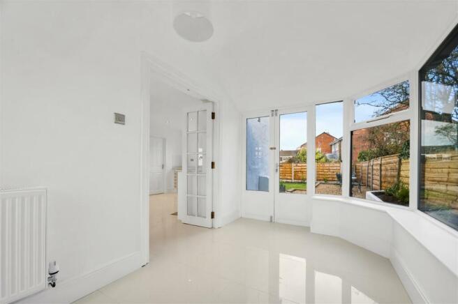 Conservatory/Dining Room