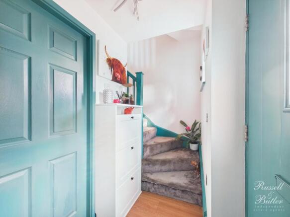 CAM01995G0-PR0430-STILL014