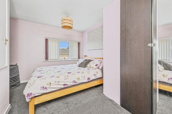 2 bed Town House for sale Image 6
