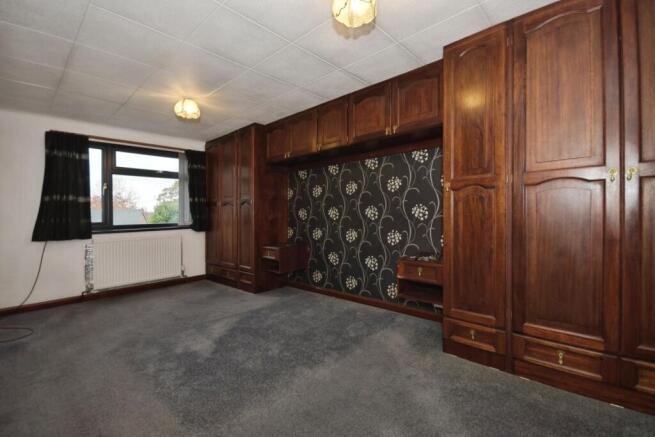 4 bed Semi-Detached for sale Image 10