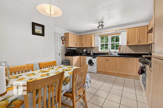 Wilde Court Radyr Cardiff CF15 8BF photo 4