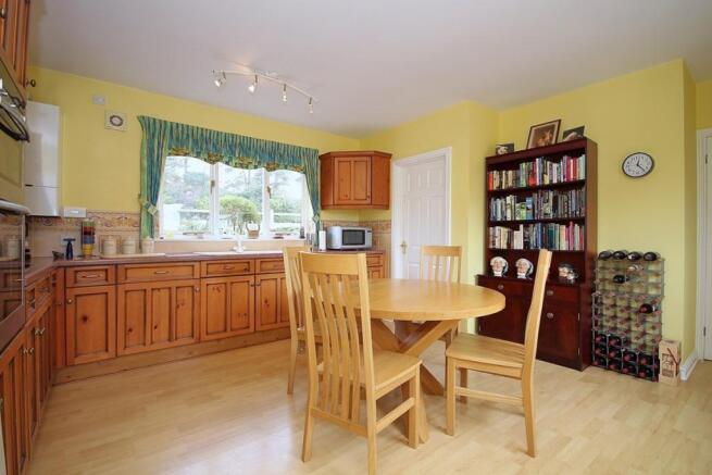 Kitchen/Breakfast Ro