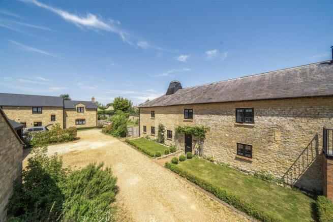 5 Reindeer Court, Potterspury