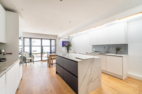 Gironde Road, London, SW6