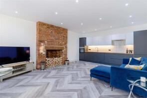 10a, Heene Terrace, Heene, Worthing BN11 3NR