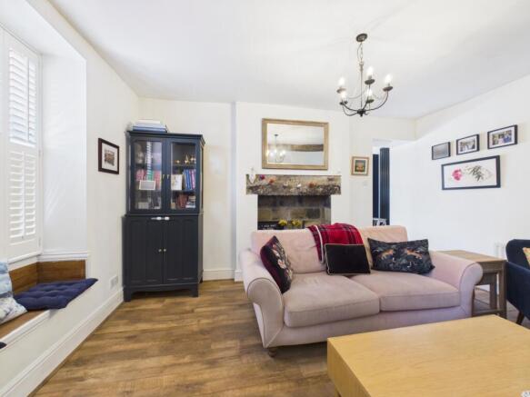 3 bed Detached for sale Image 8