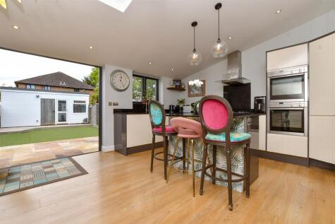 Marlow Drive, London, Surrey