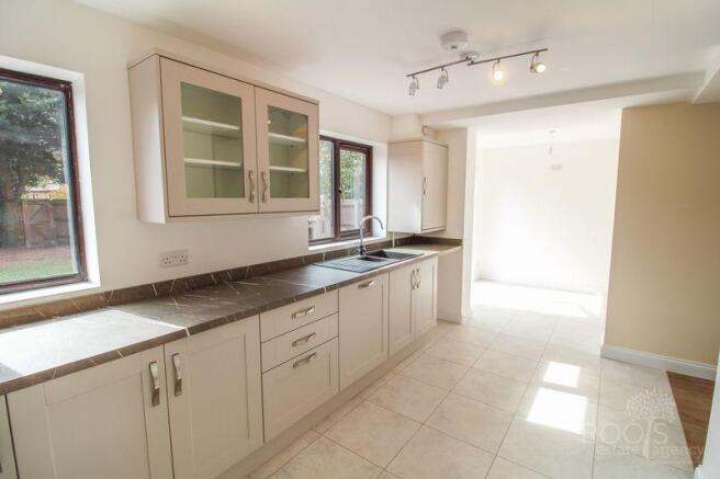 Kitchen to din...