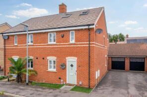 9, Harebell Avenue, Hitchin SG5 4QZ