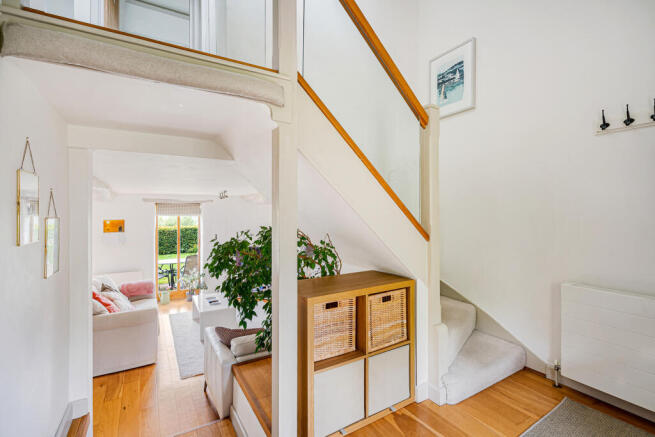 21 Entrance Hall