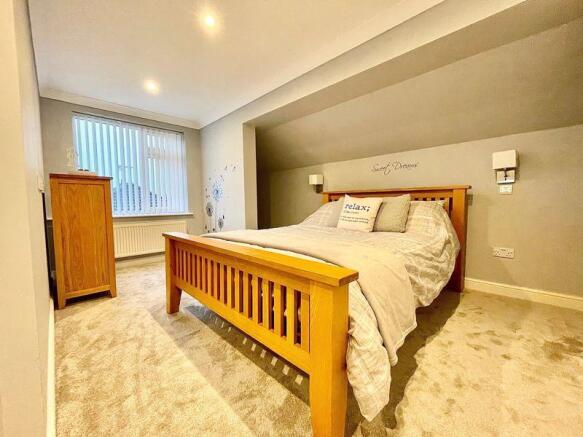 Bedroom 4 (2)