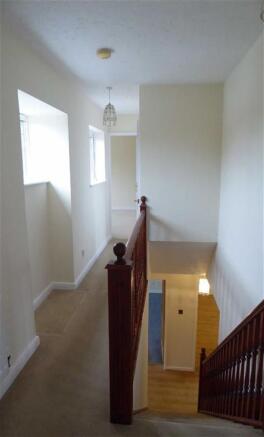 Landing (1st FLOOR)