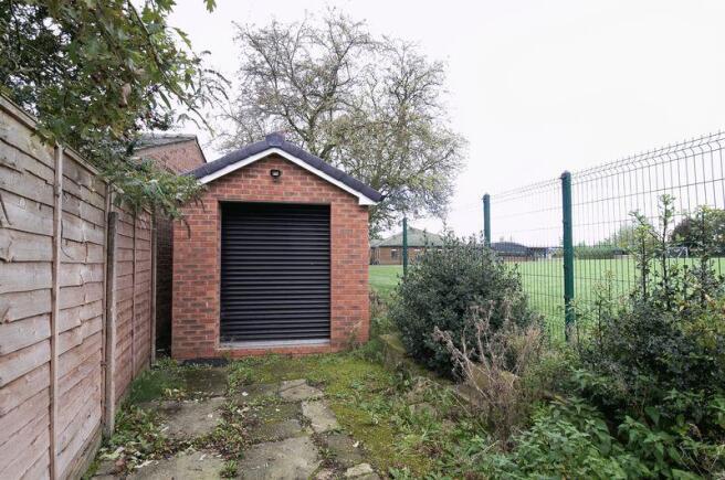 Detached Garage