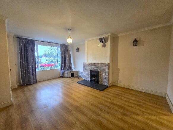 Handley Close, Ryton-On-Dunsmore - Lounge