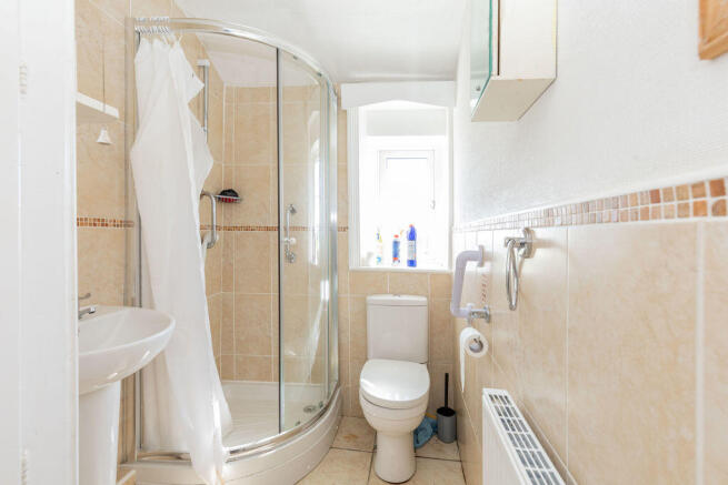2 bed Terraced for sale Image 8