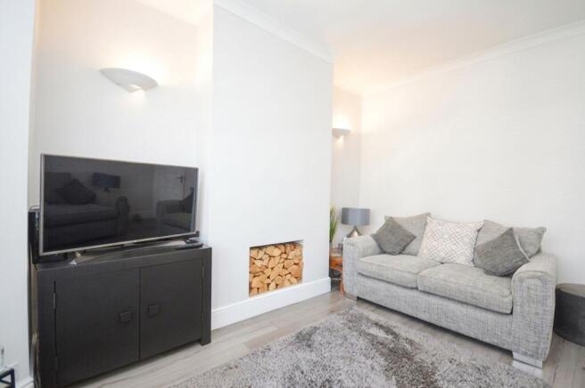 4 bed Semi-Detached for sale Image 5