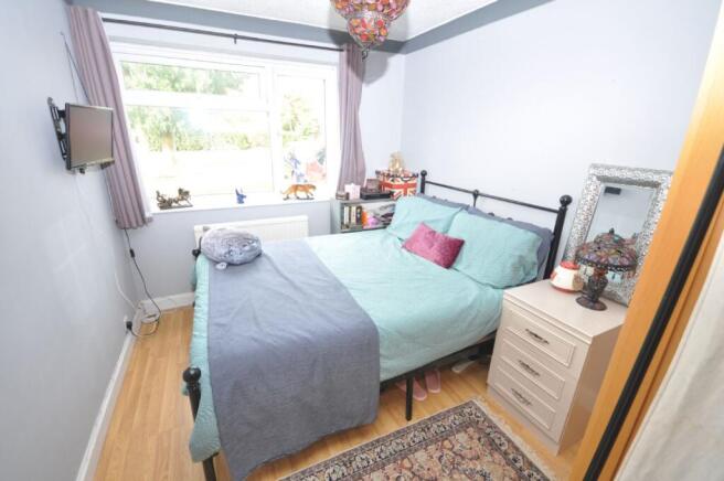 Rochford Way, Walton-on-the-naze photo 5