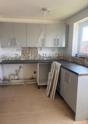kitchen .jpg