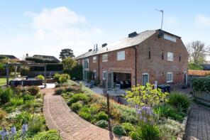 East Barn, Renville Farm Road, Canterbury CT4 5AD