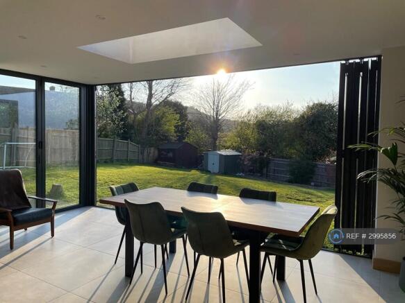 Kitchen/Diner View Onto The Garden