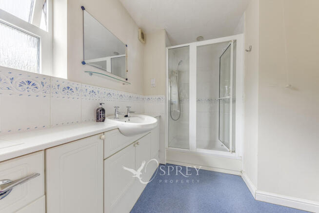 Ensuite Shower Ro...