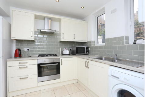 Woodrow, London, SE18
