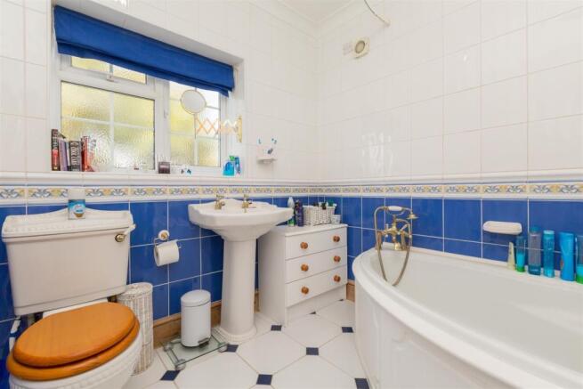 Family bathroom