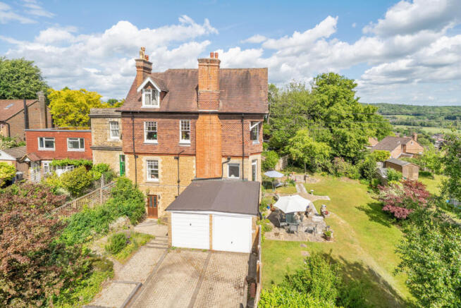 1299052-2-68371aa...