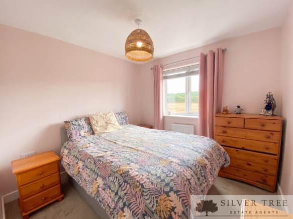 3 bed Semi-Detached for sale Image 7