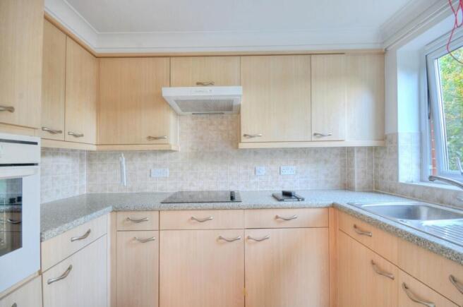Berryfield Court, Hedge End photo 3