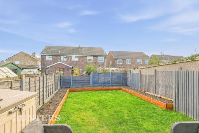Rose Avenue, Smithy Bridge, OL15 8QJ photo 4