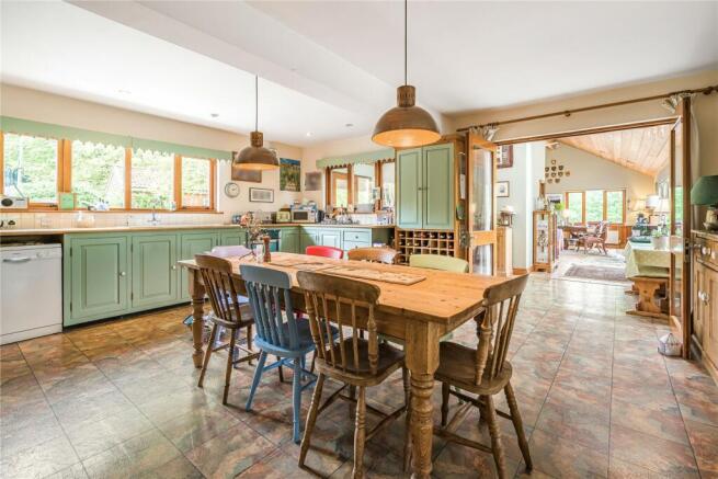 Kitchen/Breakfast Rm