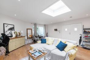 9 Artisans Cottage, Salisbury Mews, London SW6 7DS