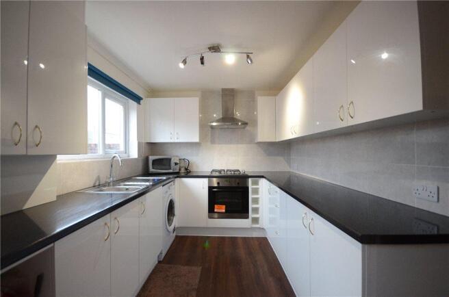 Kitchen 01