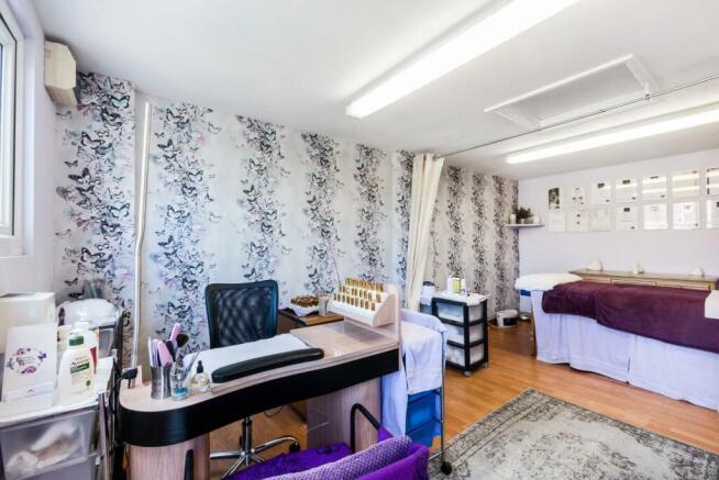 8 Lymore Avenue, Bath BA2 1BA-22.jpg