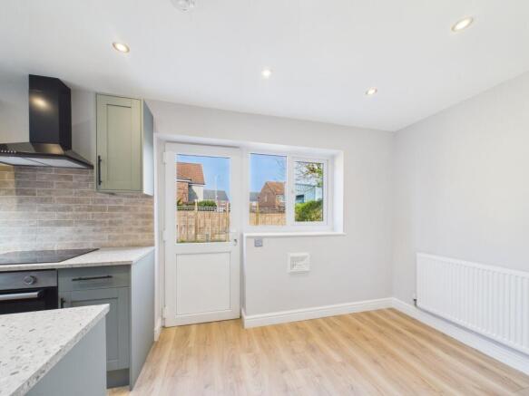 2 bed Semi-Detached Bungalow for sale Image 8