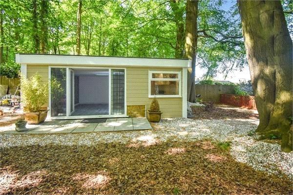 Outbuilding/Annexe
