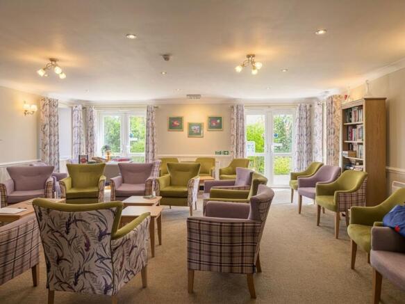 1 bed Ground Flat for sale Image 12